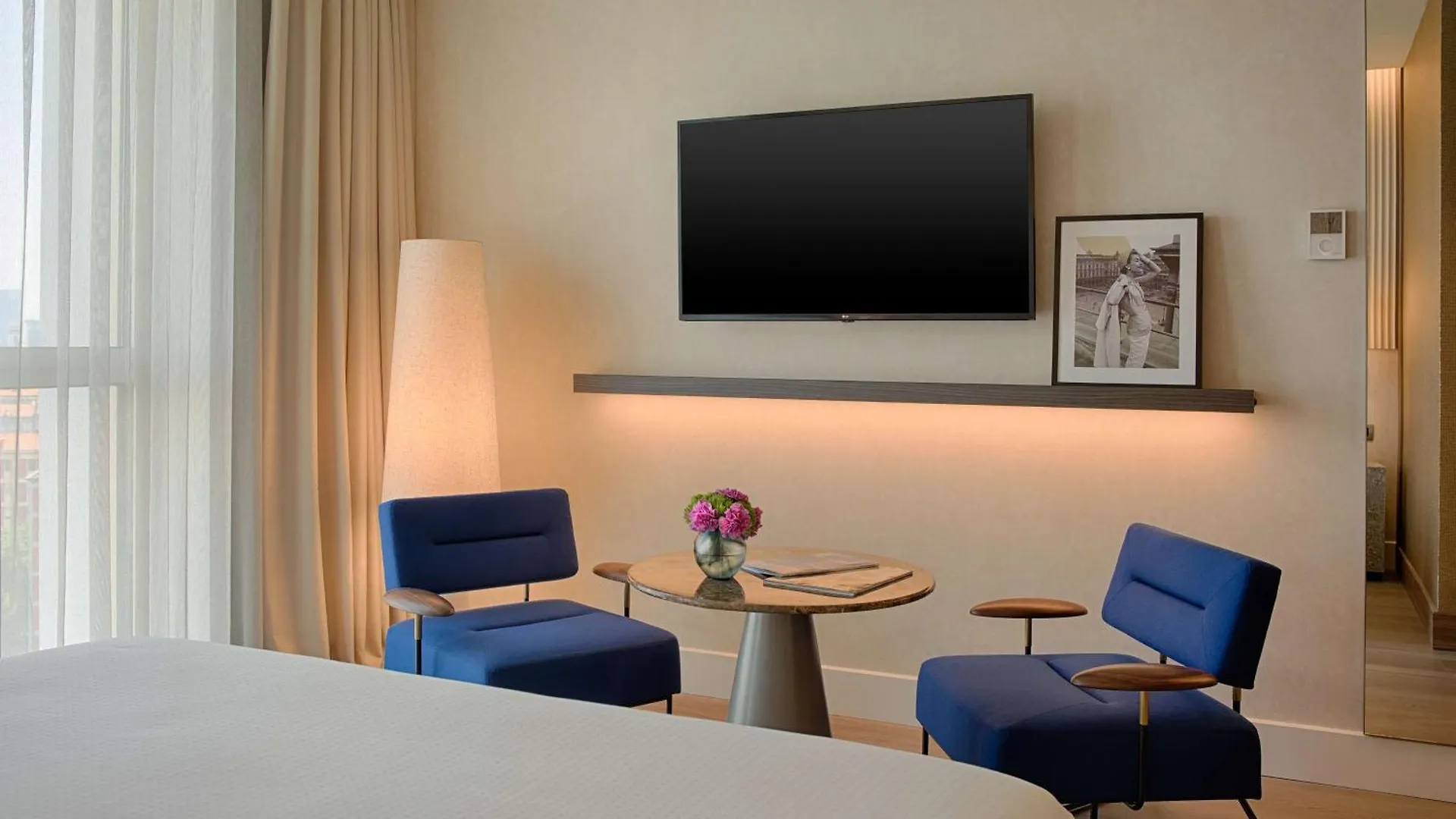 Nh Collection Milano Citylife 4*, Milan Italy