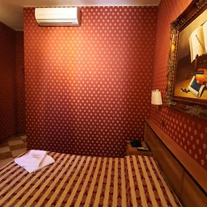 ** Hotel Hollywood Itália