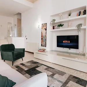  Appartement Four Luxury Art Italie